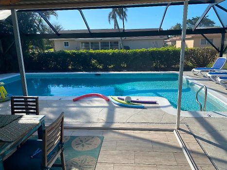 Day swimming 